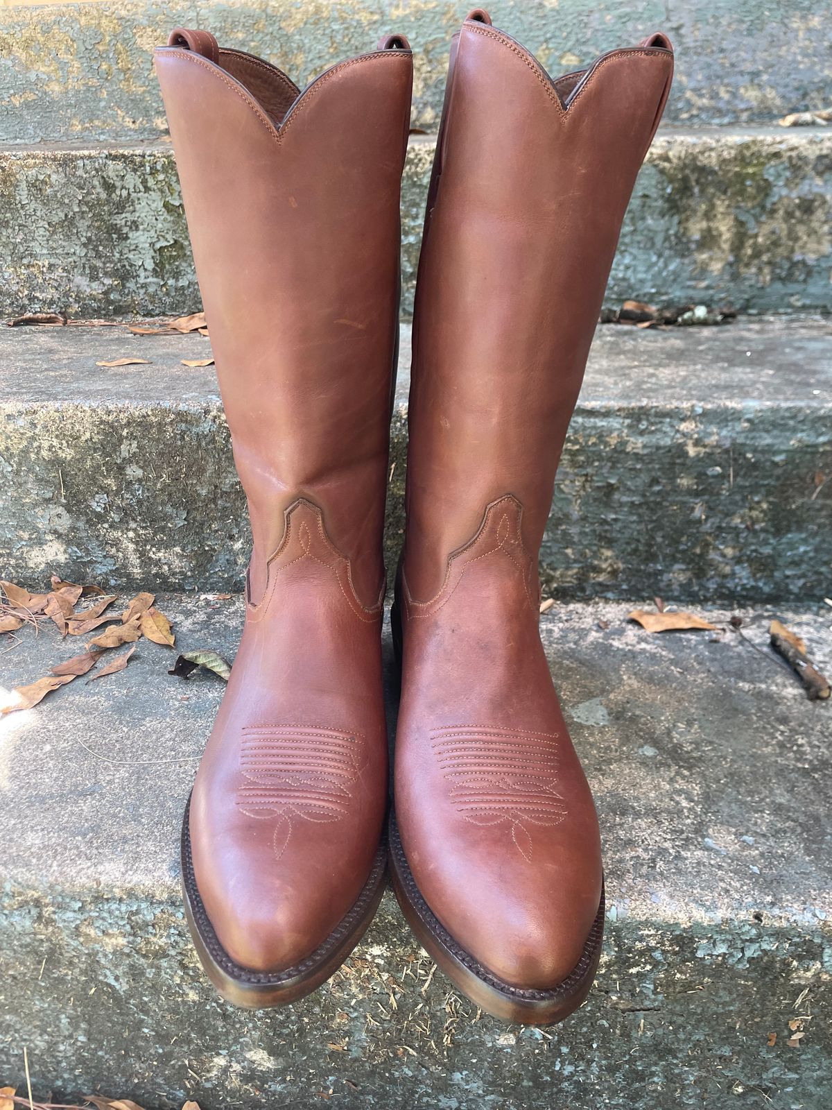 Photo by csburkhalter on October 11, 2024 of the Kemo Sabe Grit (JB Hill) Brandable Cowboy Boot in Chocolate Ranch Hand.
