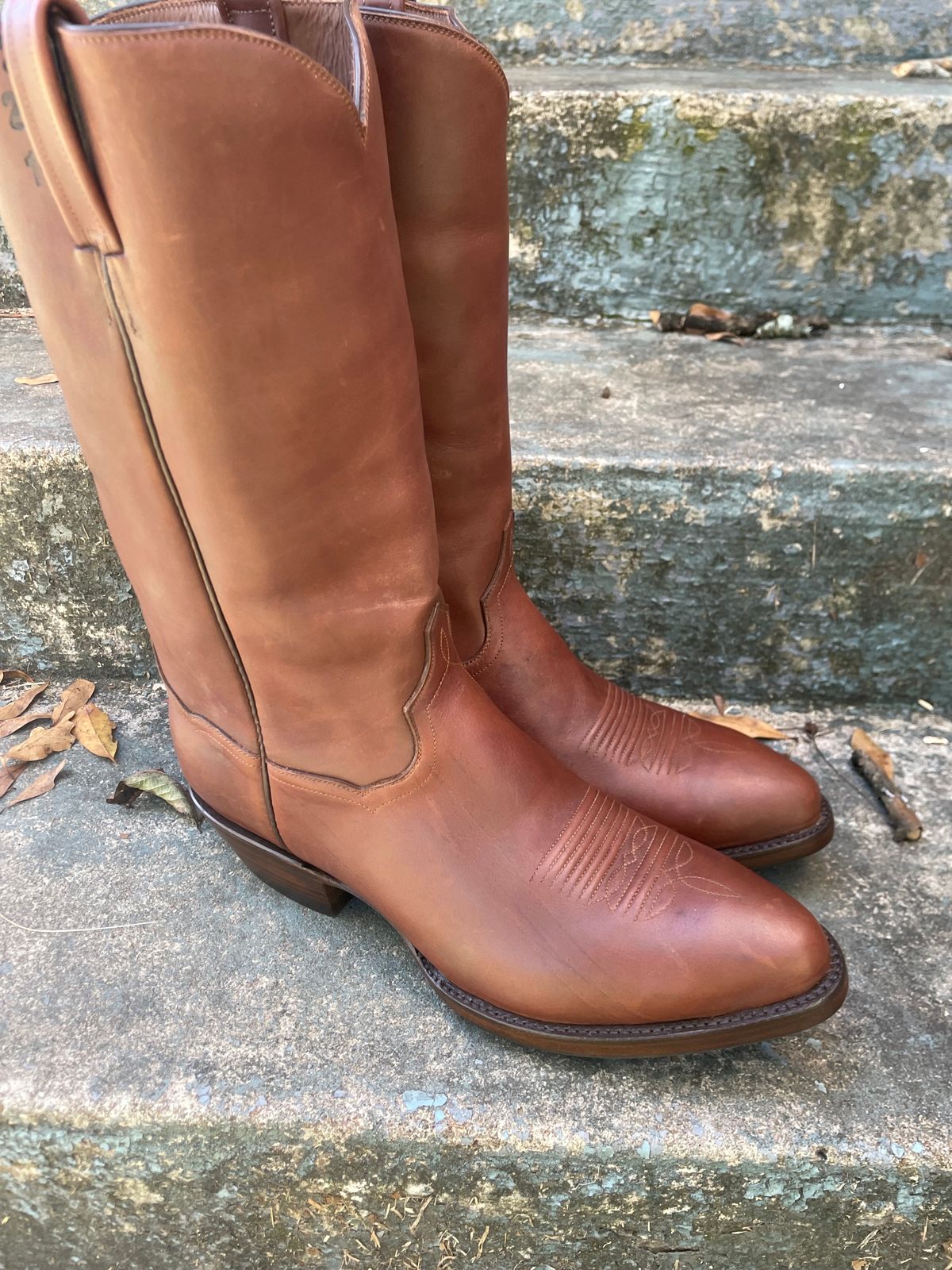 Photo by csburkhalter on October 11, 2024 of the Kemo Sabe Grit (JB Hill) Brandable Cowboy Boot in Chocolate Ranch Hand.