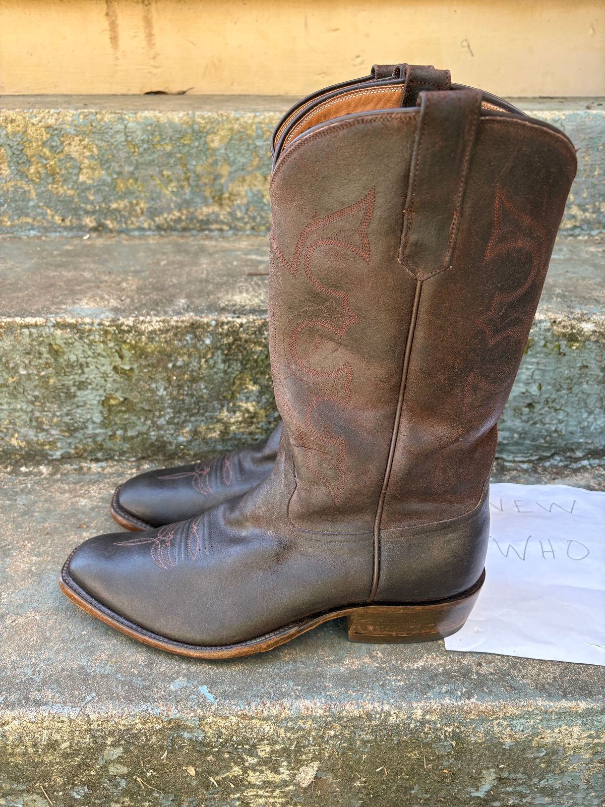 Photo by csburkhalter on October 2, 2025 of the Rios of Mercedes Cowboy Boots in Waxed Kudu.