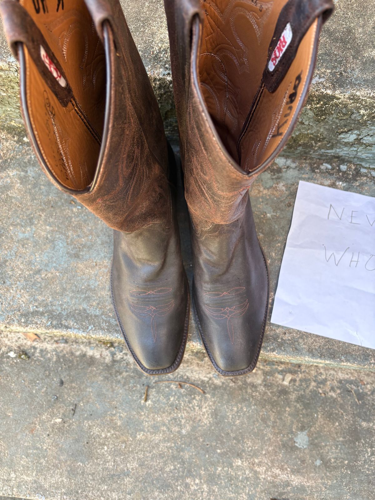 Photo by csburkhalter on October 2, 2025 of the Rios of Mercedes Cowboy Boots in Waxed Kudu.