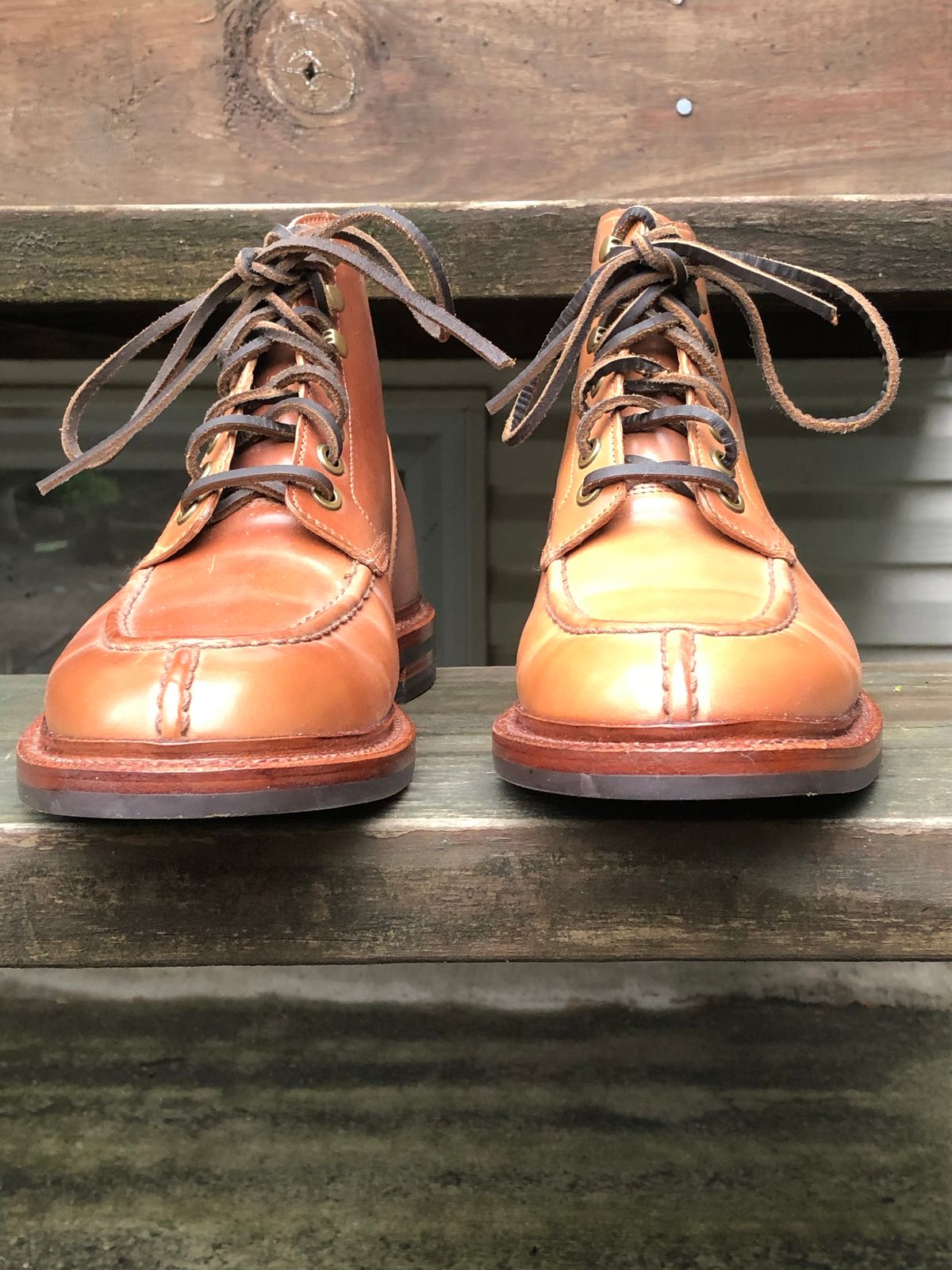 Photo by elhijodemrmet on October 1, 2022 of the Grant Stone Ottawa Boot in Horween Honey Glazed Shell Cordovan.