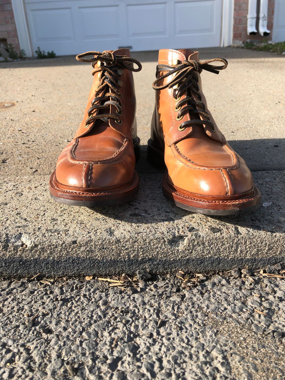 Photo by elhijodemrmet on November 5, 2022 of the Grant Stone Ottawa Boot in Horween Honey Glazed Shell Cordovan.