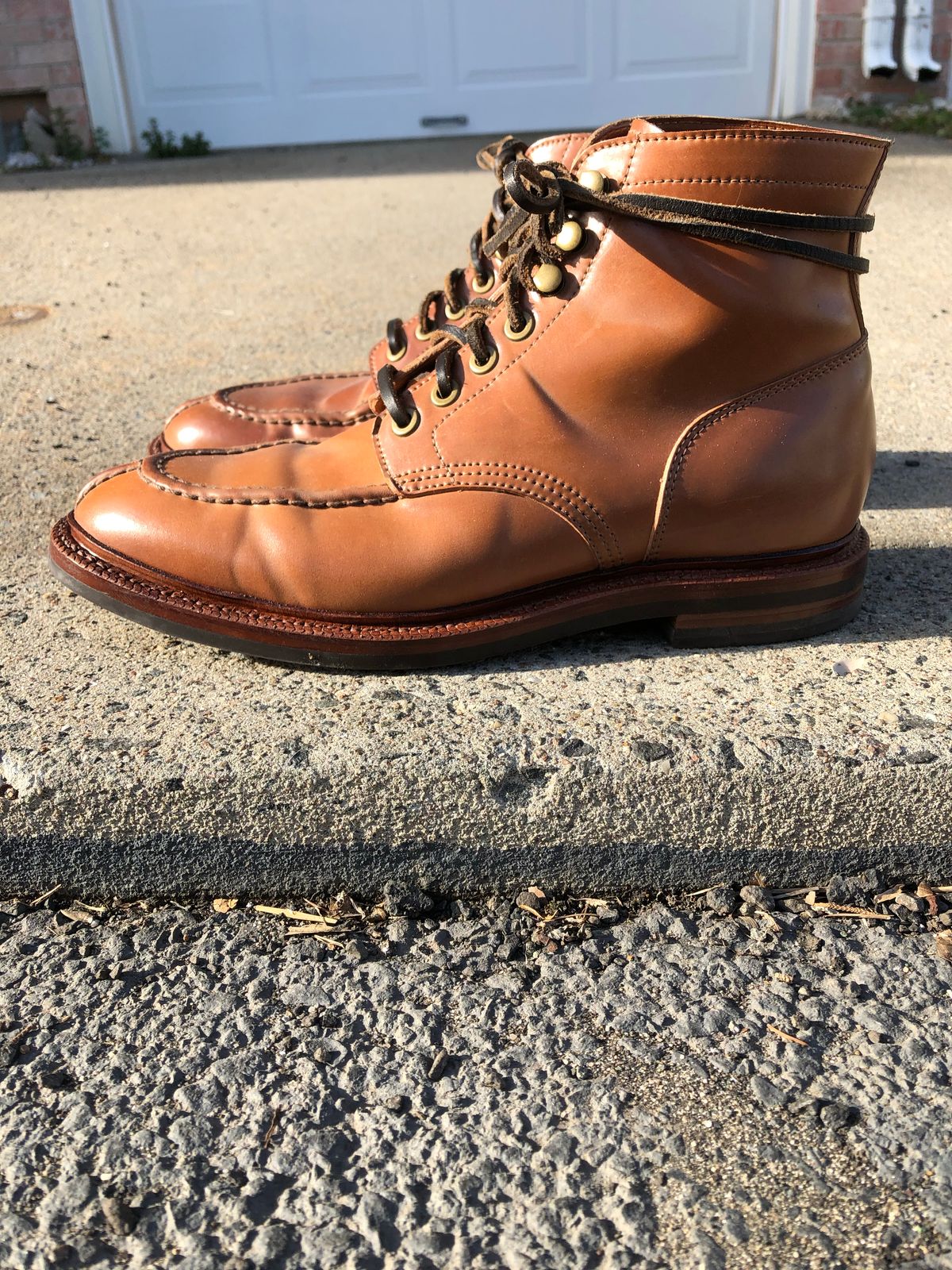 Photo by elhijodemrmet on November 5, 2022 of the Grant Stone Ottawa Boot in Horween Honey Glazed Shell Cordovan.