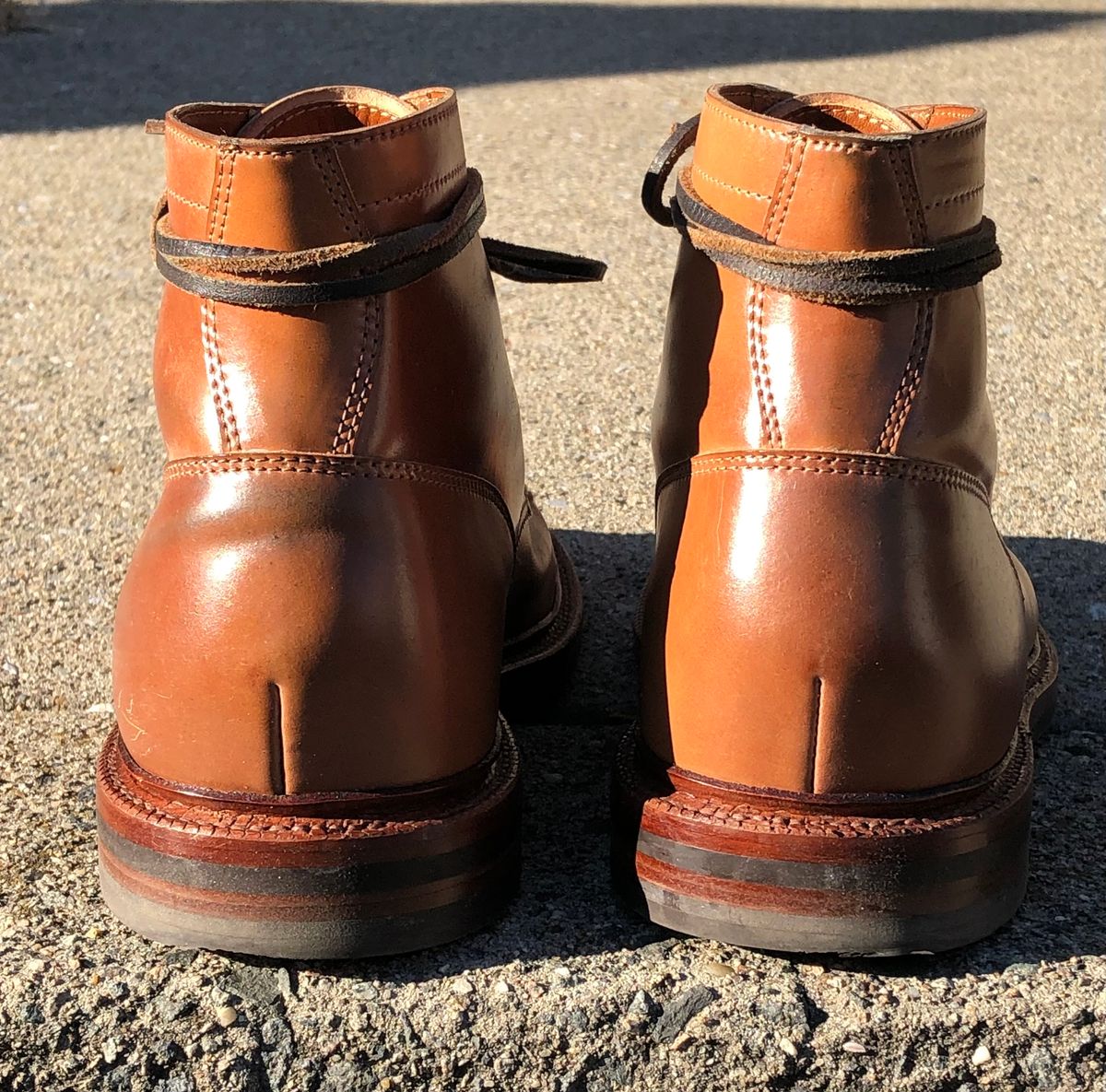 Photo by elhijodemrmet on December 3, 2022 of the Grant Stone Ottawa Boot in Horween Honey Glazed Shell Cordovan.