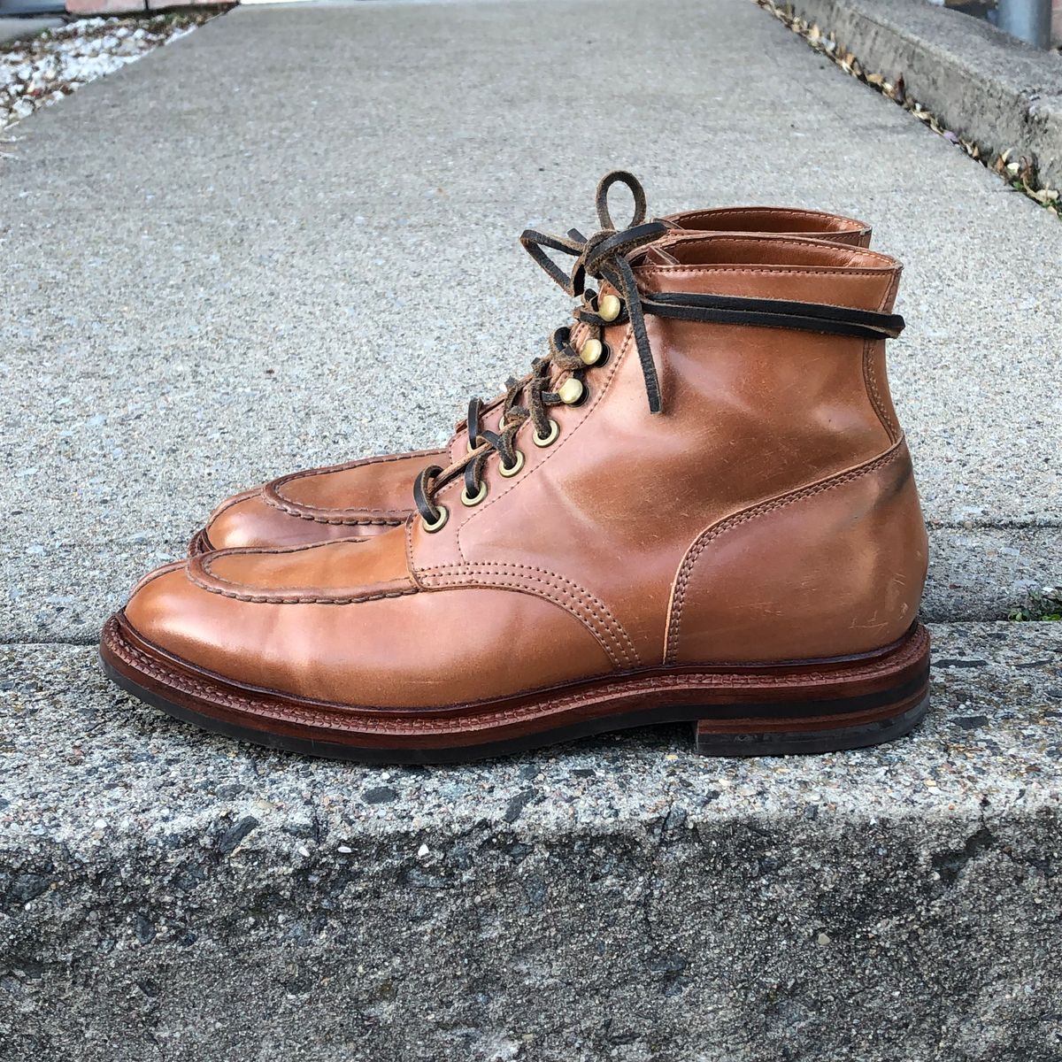 Photo by elhijodemrmet on February 1, 2023 of the Grant Stone Ottawa Boot in Horween Honey Glazed Shell Cordovan.
