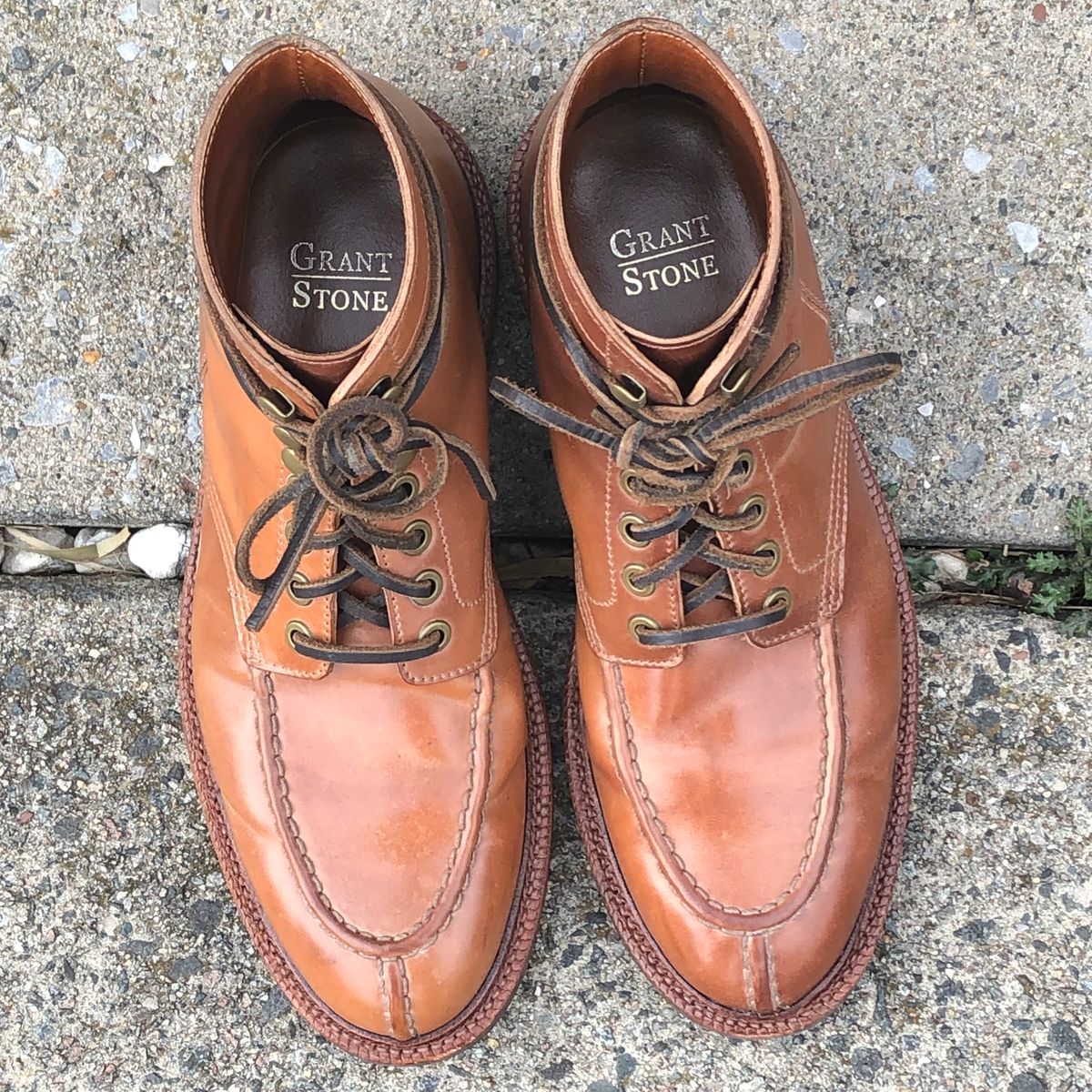 Photo by elhijodemrmet on March 1, 2023 of the Grant Stone Ottawa Boot in Horween Honey Glazed Shell Cordovan.