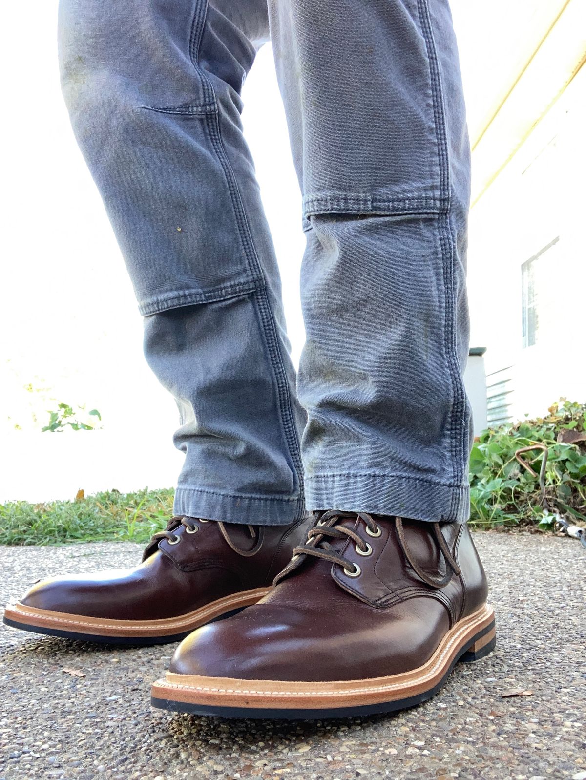 Photo by scuff on October 1, 2022 of the Grant Stone Diesel Boot in Horween Crimson Chromexcel.