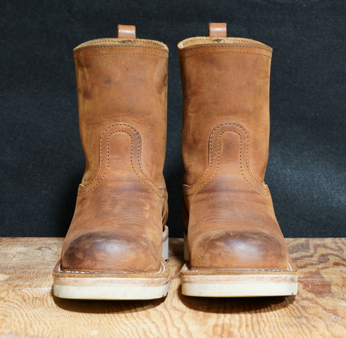 Photo by Boots on November 6, 2025 of the Nicks Wellington in 1964 Monarch.