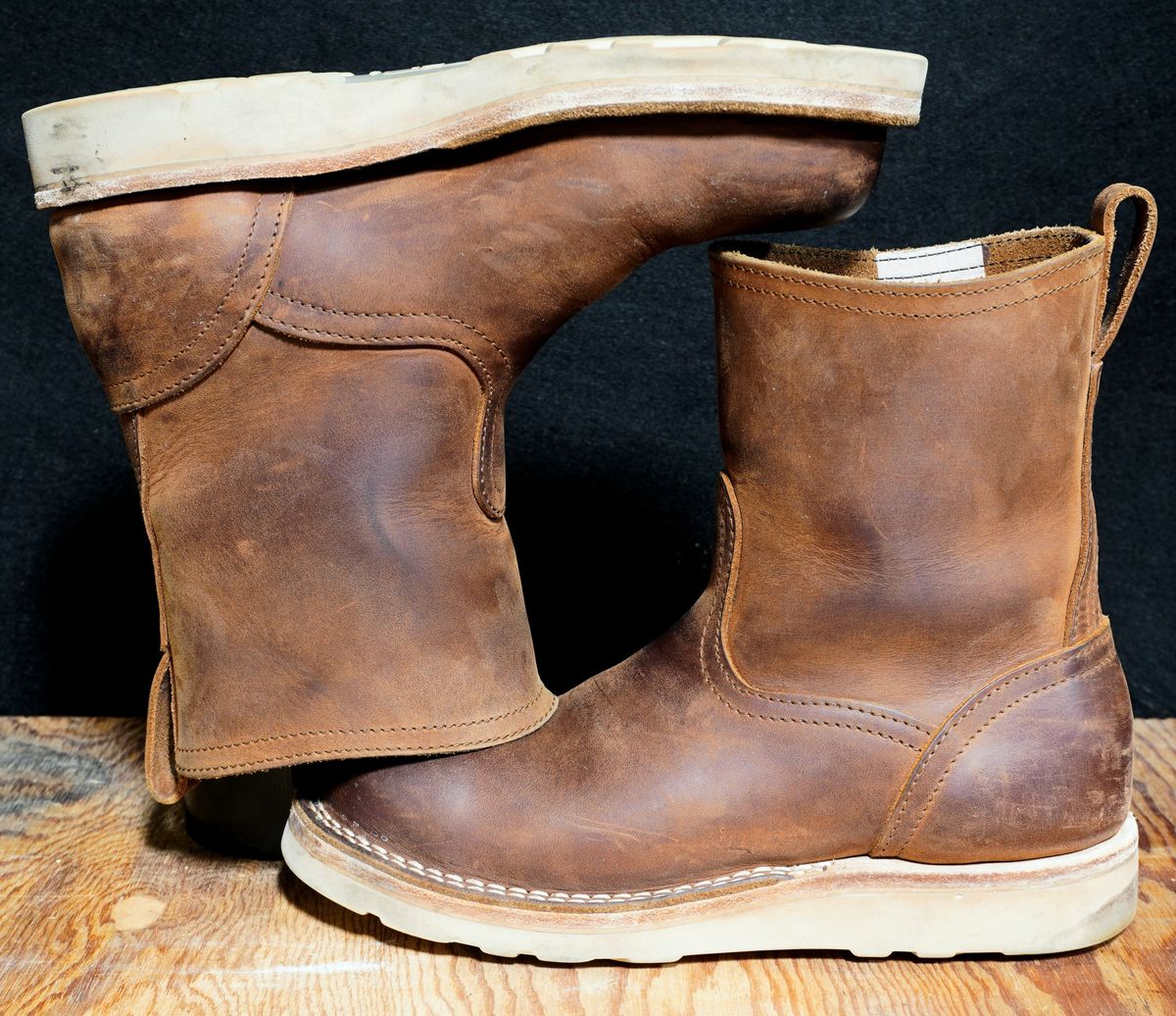 Photo by Boots on December 5, 2025 of the Nicks Wellington in 1964 Monarch.