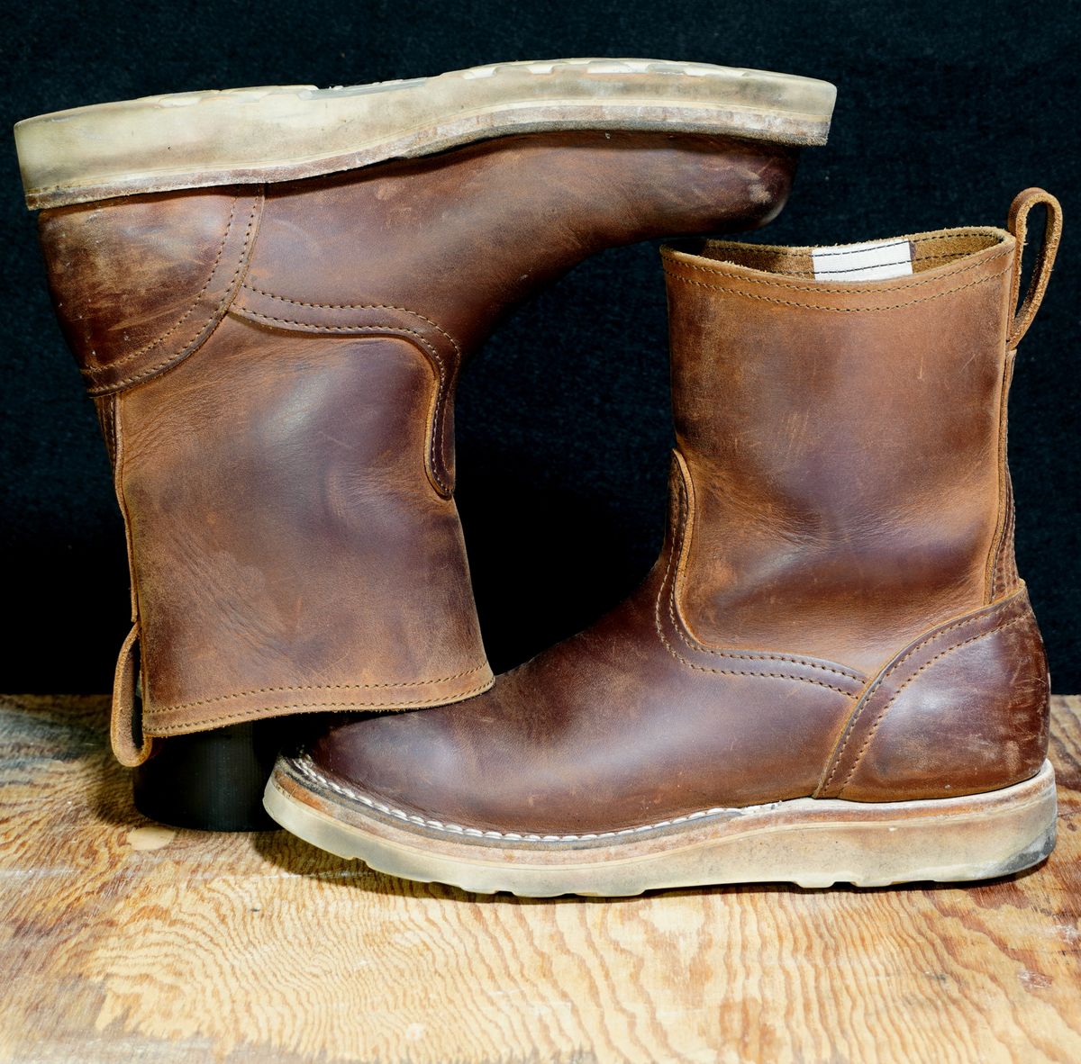 Photo by Boots on February 5, 2026 of the Nicks Wellington in 1964 Monarch.