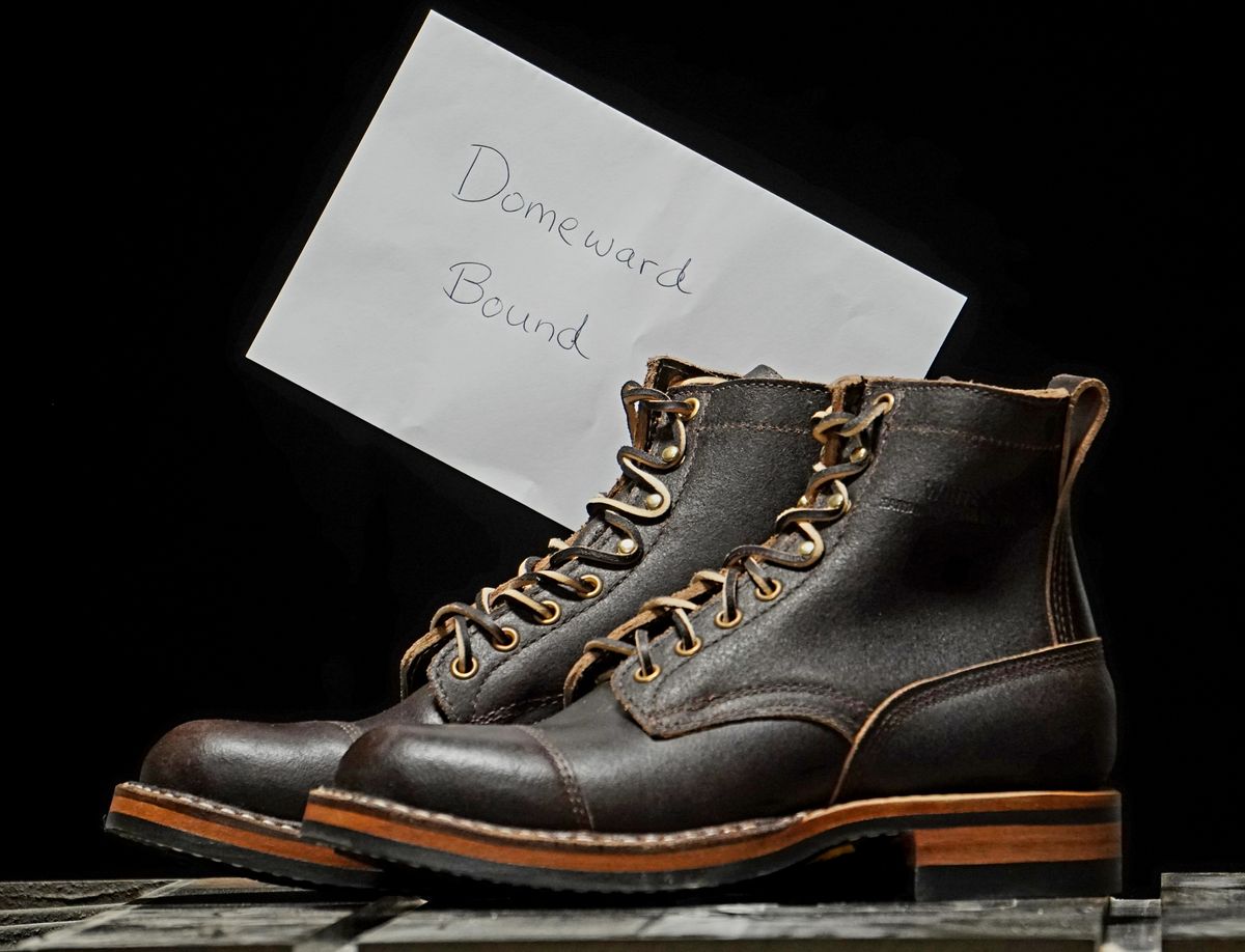 Photo by Boots on October 1, 2023 of the White's 350 Cruiser in Horween Dark Brown Waxed Flesh.