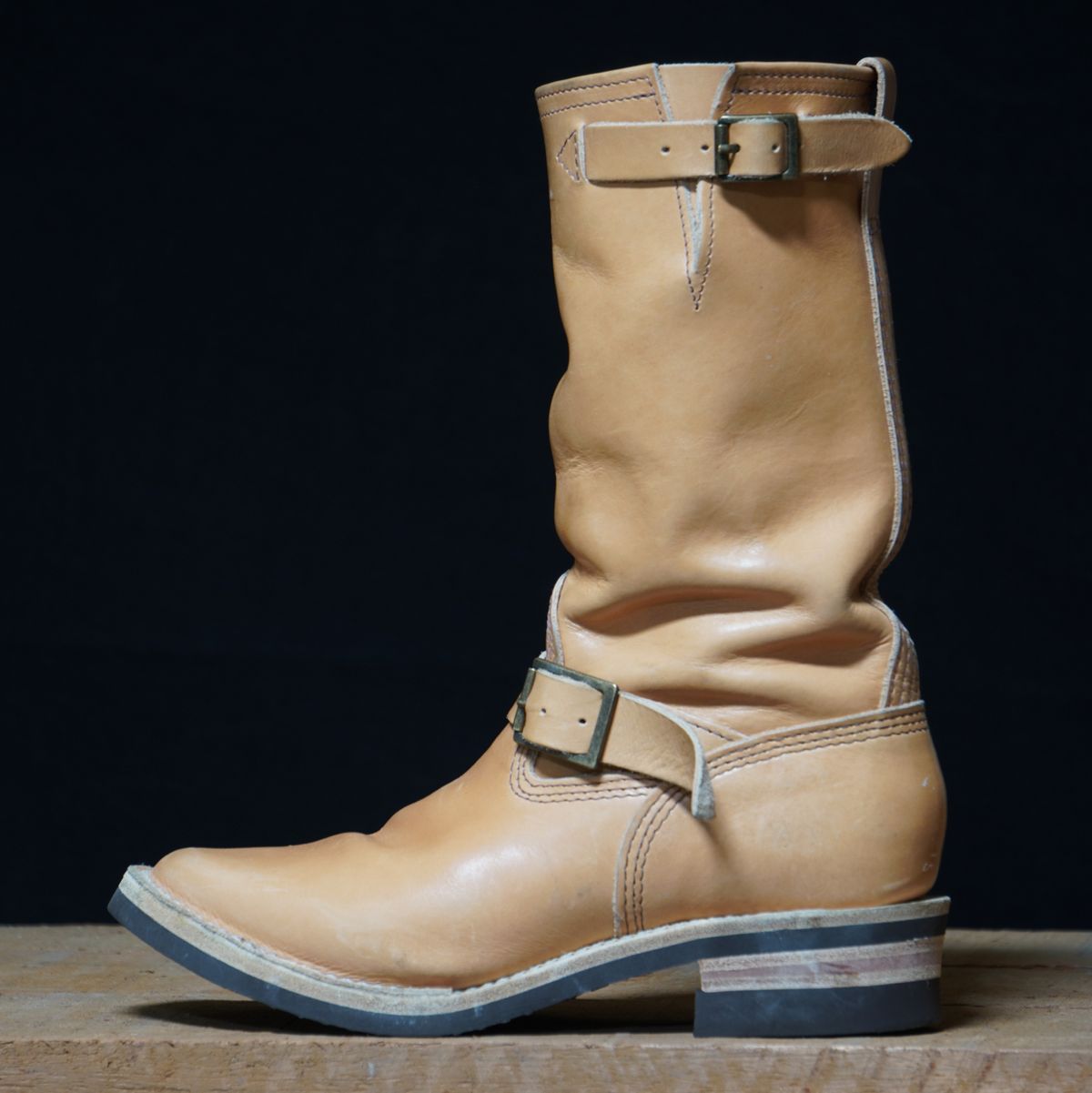 Photo by Boots on November 2, 2024 of the Wesco x S&S Van Cleef III in Horween Natural Essex.