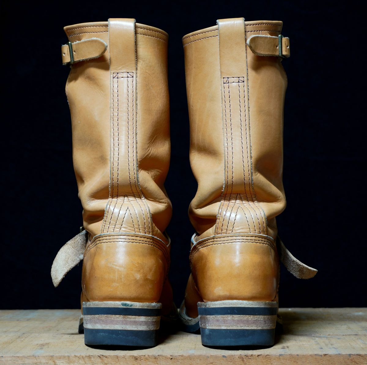 Photo by Boots on January 5, 2025 of the Wesco x S&S Van Cleef III in Horween Natural Essex.