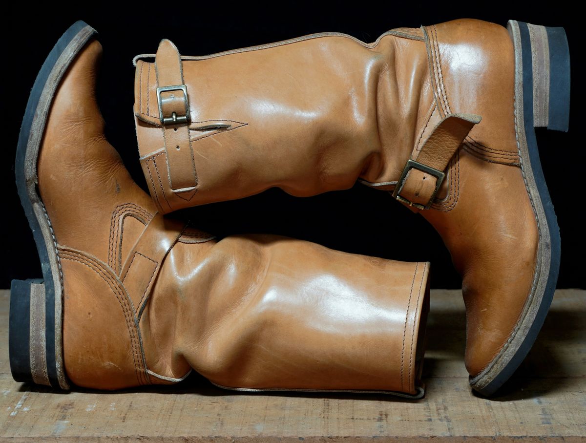 Photo by Boots on April 6, 2025 of the Wesco x S&S Van Cleef III in Horween Natural Essex.