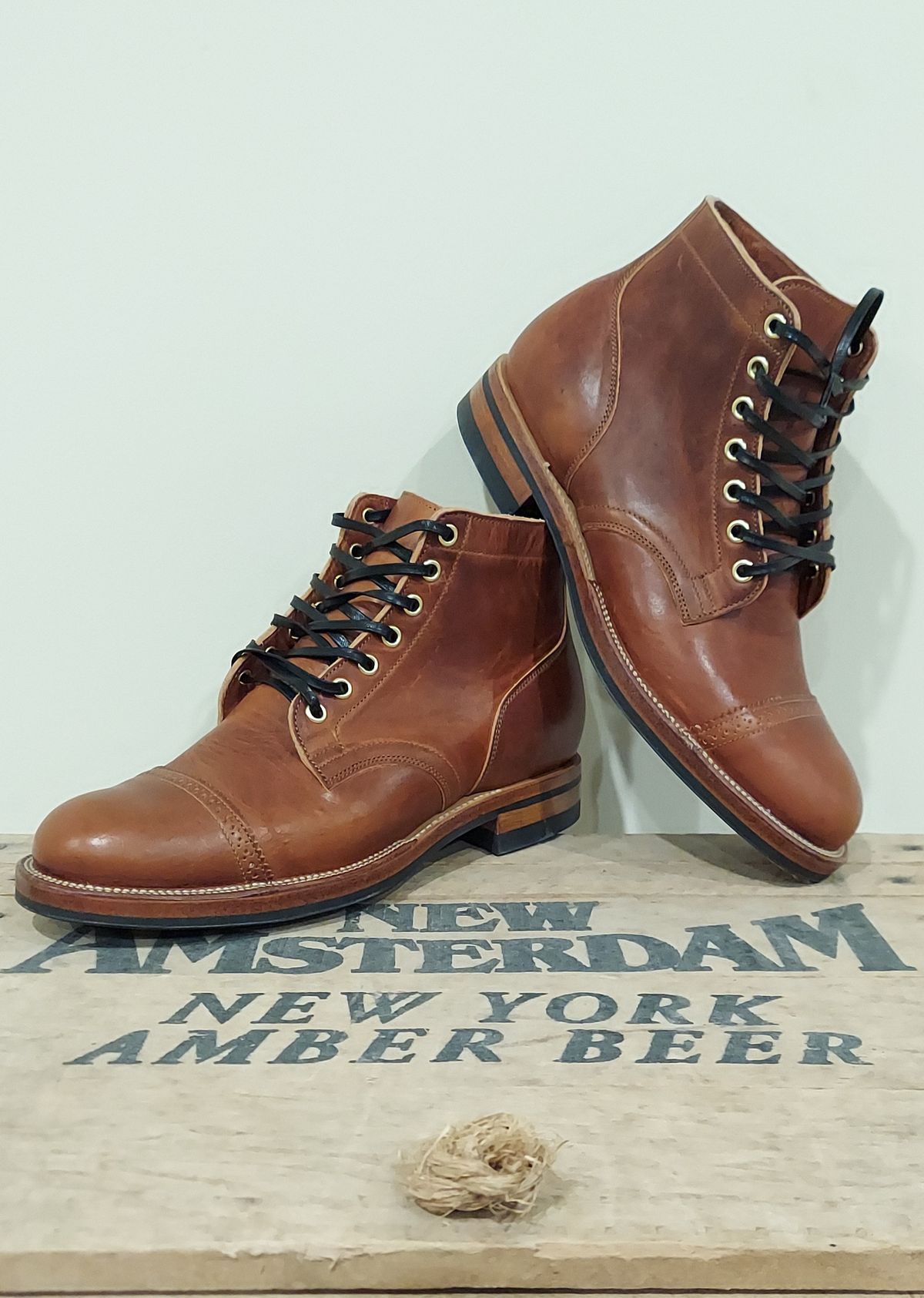 Photo by Boots on October 1, 2022 of the Viberg Service Boot in Horween Burned Oak Dublin.