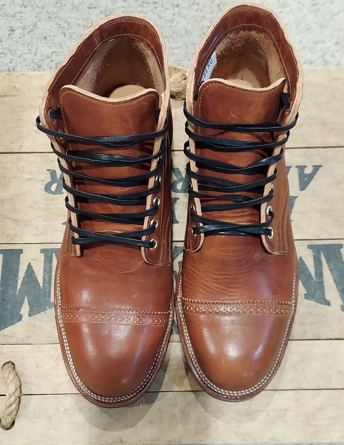 Photo by Boots on October 1, 2022 of the Viberg Service Boot in Horween Burned Oak Dublin.