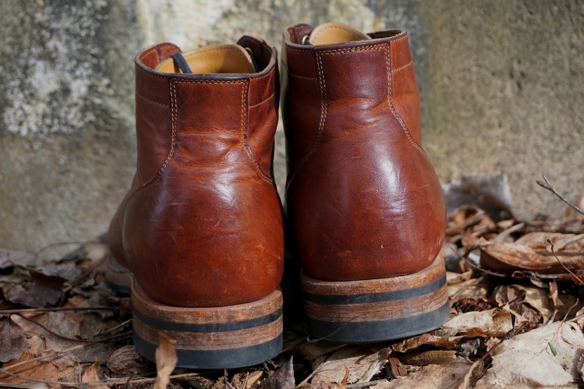 Photo by Boots on February 5, 2023 of the Viberg Service Boot in Horween Burned Oak Dublin.