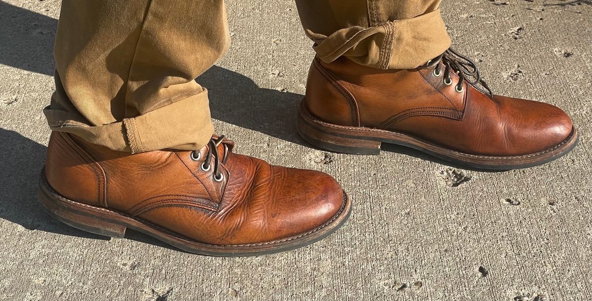 Photo by joem2 on February 1, 2024 of the Oak Street Bootmakers Trench Boot in Tempesti Brown Overdye Camello Asportabile.