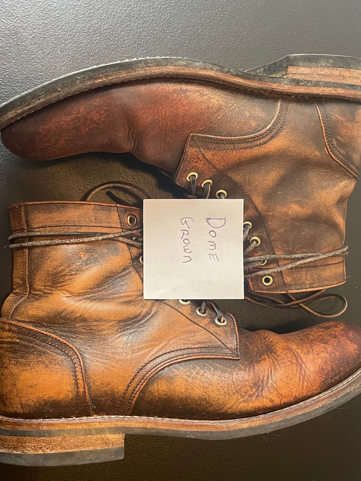 Photo by joem2 on November 1, 2023 of the Oak Street Bootmakers Trench Boot in Tempesti Brown Overdye Camello Asportabile.