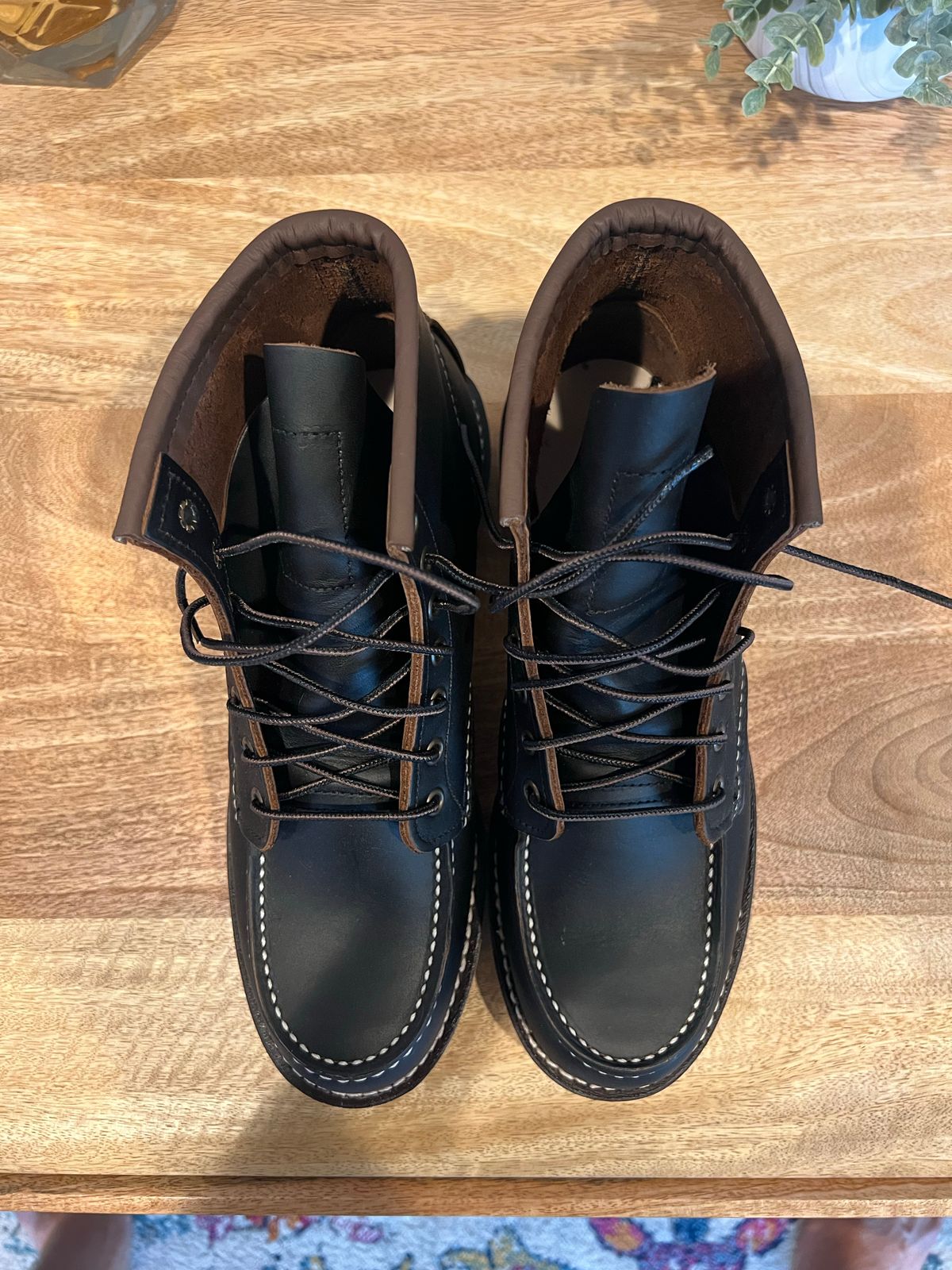Photo by Blackbootpatina on October 1, 2022 of the Red Wing 6-Inch Classic Moc in S.B. Foot Black Prairie.