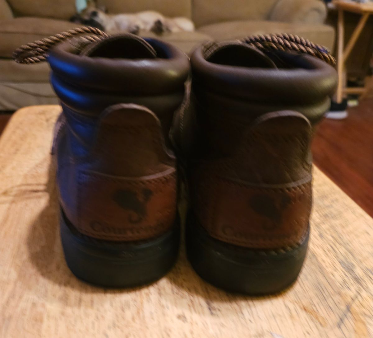 Photo by AlabamaBlacksmith on October 2, 2023 of the Westley Richards Courtney Boots Trackers in Courtney African Cape.