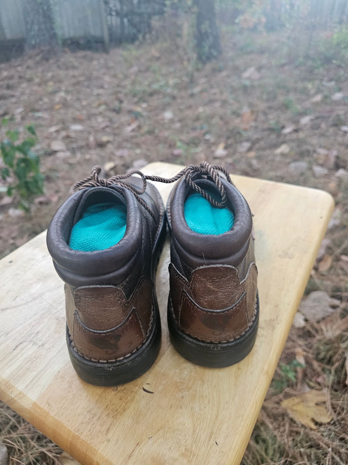 Photo by AlabamaBlacksmith on November 3, 2023 of the Westley Richards Courtney Boots Trackers in Courtney African Cape.