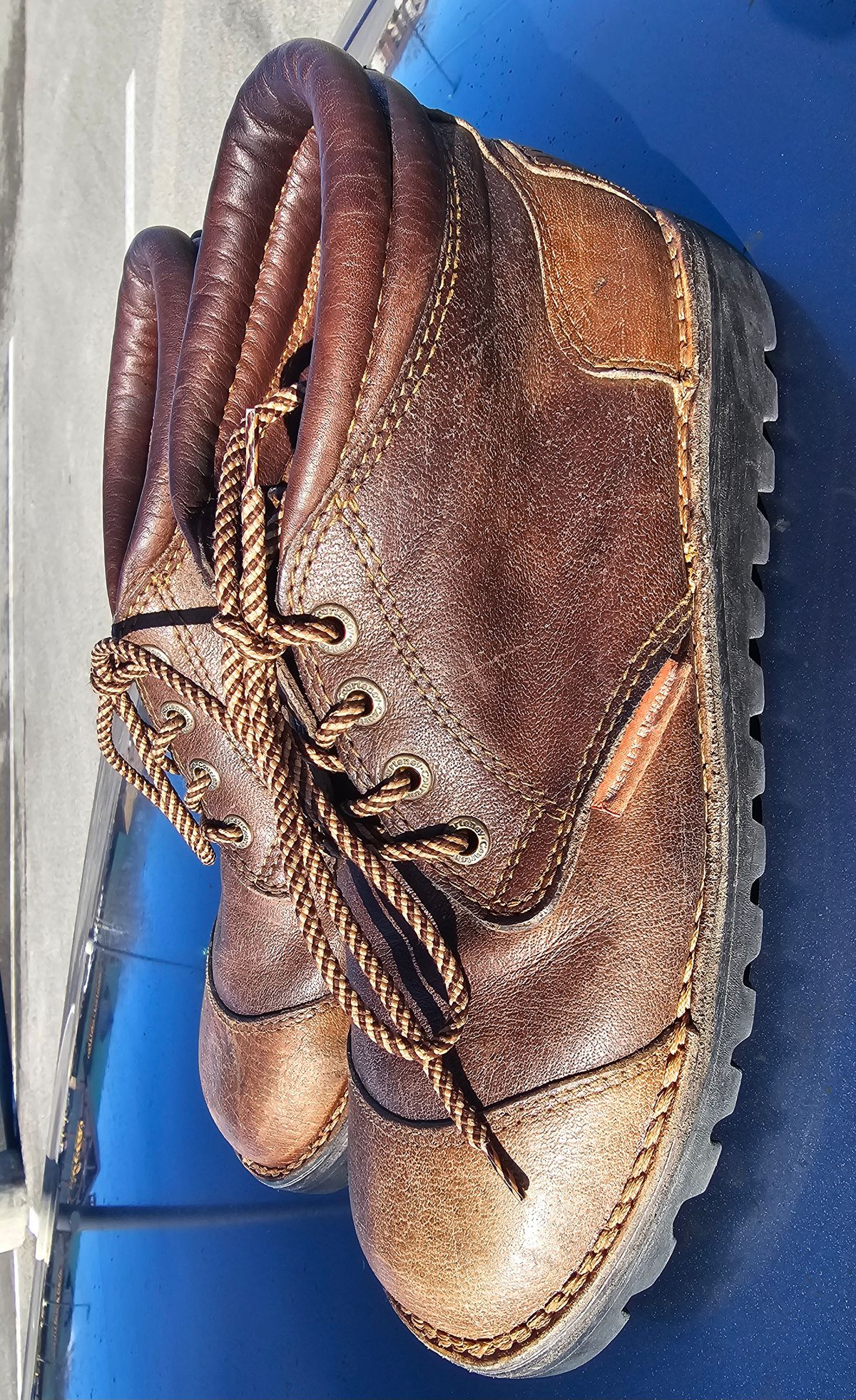 Photo by AlabamaBlacksmith on February 5, 2024 of the Westley Richards Courtney Boots Trackers in Courtney African Cape.