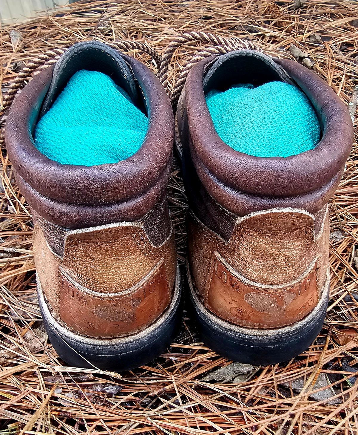 Photo by AlabamaBlacksmith on March 3, 2024 of the Westley Richards Courtney Boots Trackers in Courtney African Cape.
