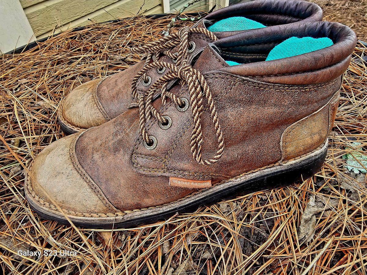 Photo by AlabamaBlacksmith on March 3, 2024 of the Westley Richards Courtney Boots Trackers in Courtney African Cape.