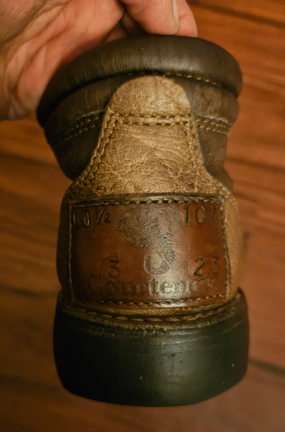 Photo by AlabamaBlacksmith on March 19, 2024 of the Westley Richards Courtney Boots Trackers in Courtney African Cape.