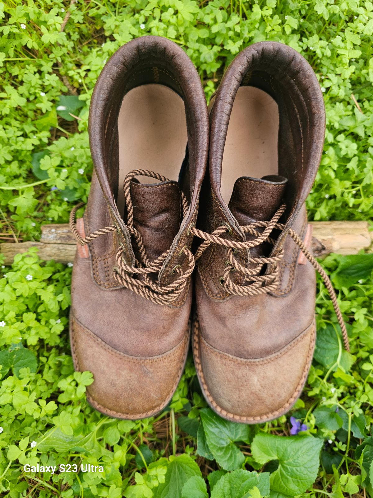 Photo by AlabamaBlacksmith on March 31, 2024 of the Westley Richards Courtney Boots Trackers in Courtney African Cape.