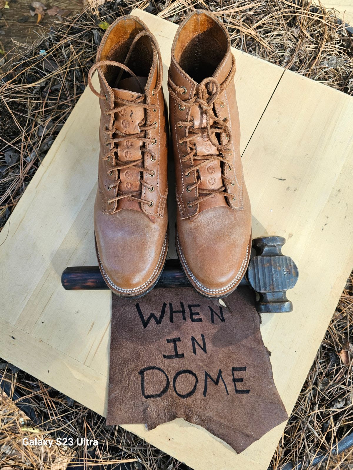 Photo by AlabamaBlacksmith on November 4, 2024 of the Oldspeed Service Boot 6” in S.B. Foot Timberjack Cedar.