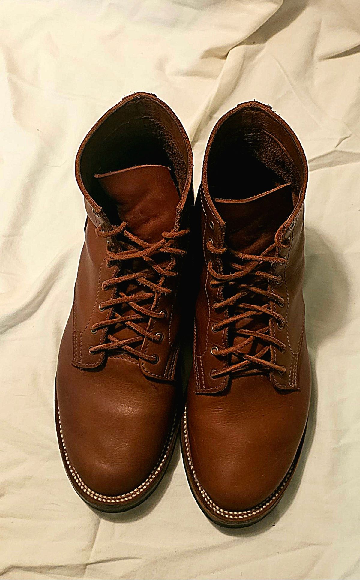 Photo by AlabamaBlacksmith on January 6, 2025 of the Oldspeed Service Boot 6” in S.B. Foot Timberjack Cedar.