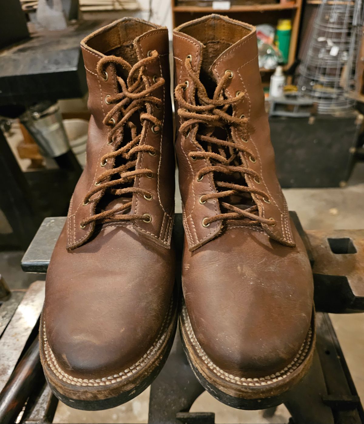 Photo by AlabamaBlacksmith on March 4, 2025 of the Oldspeed Service Boot 6” in S.B. Foot Timberjack Cedar.