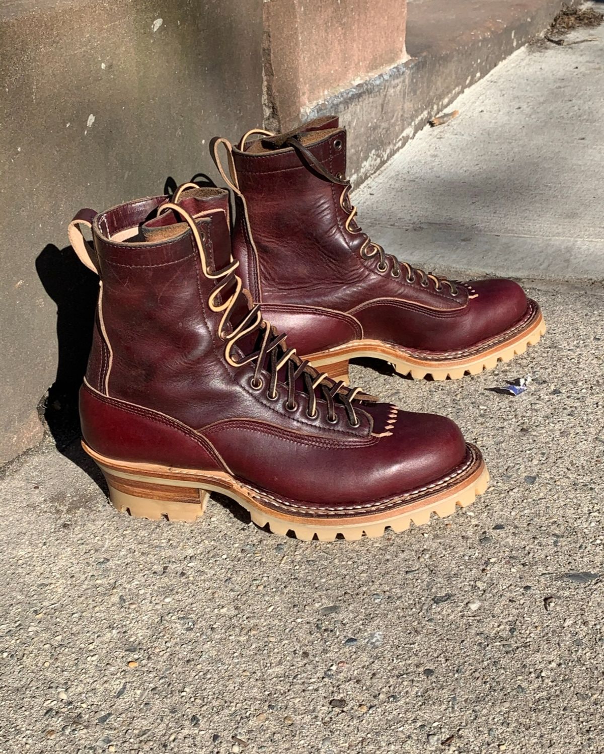 Photo by brooklyn_bb on March 28, 2021 of the White's Bounty Hunter in Horween Color 8 Chromexcel.