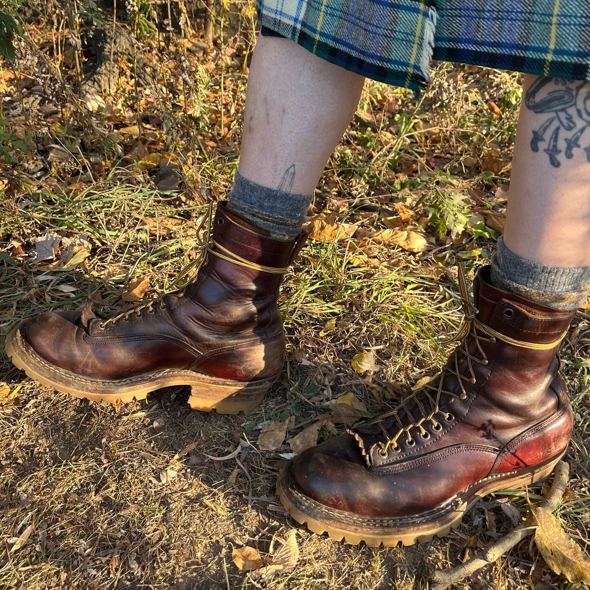 Photo by brooklyn_bb on November 3, 2024 of the White's Bounty Hunter in Horween Color 8 Chromexcel.