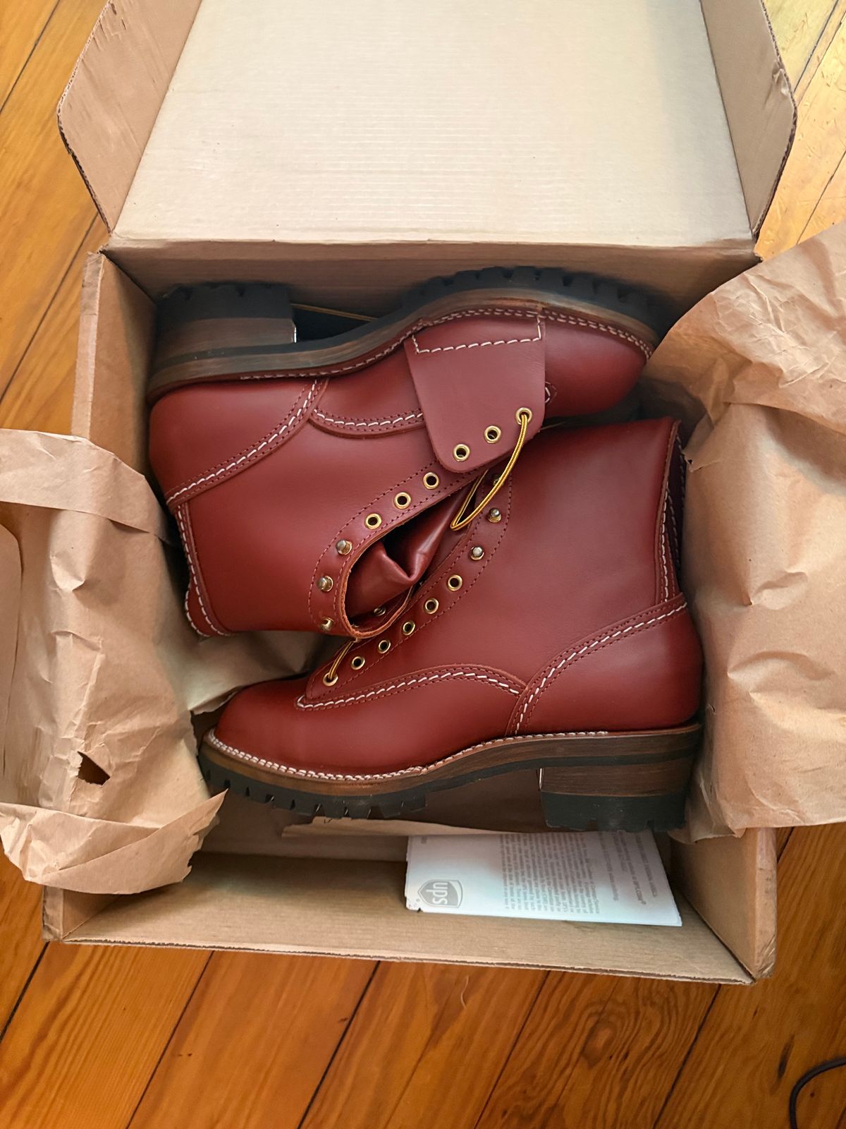 Photo by philly_bb on June 15, 2026 of the Wesco Highliner in Seidel Redwood Oil Tan.