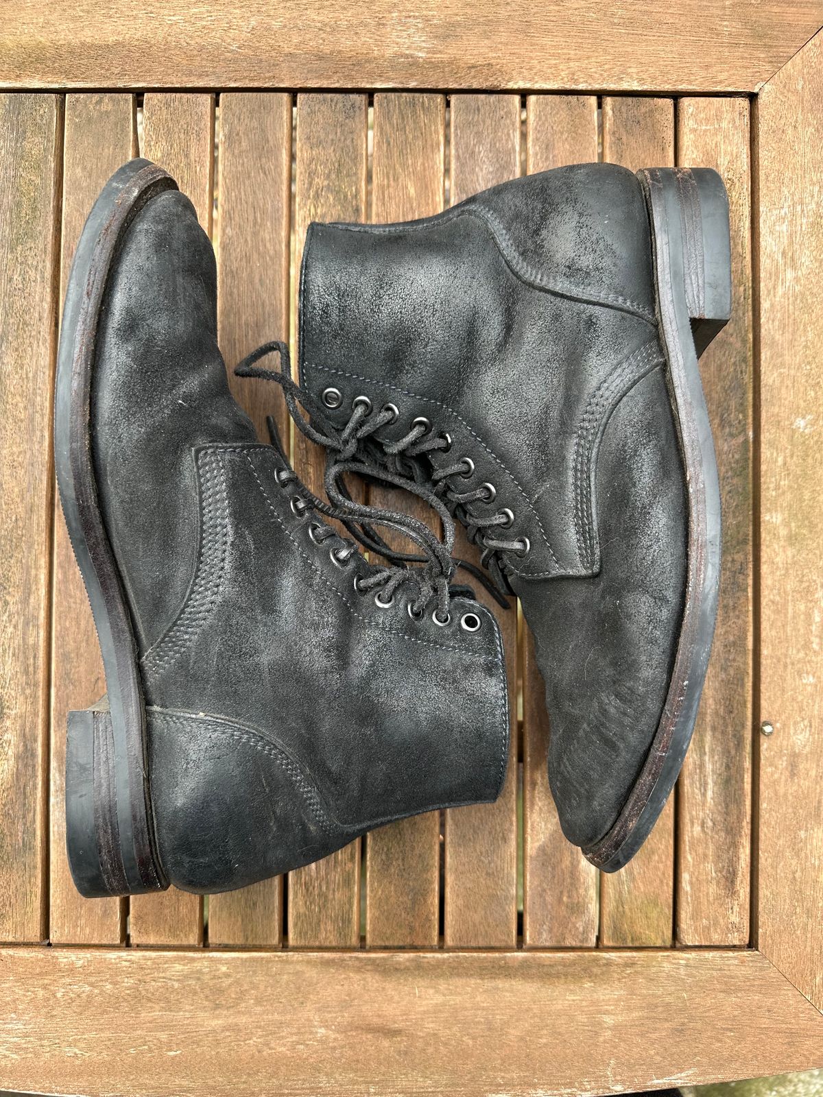 Photo by brooklyn_bb on January 2, 2023 of the Santalum Service Boot in C.F. Stead Black Kudu Reverse.