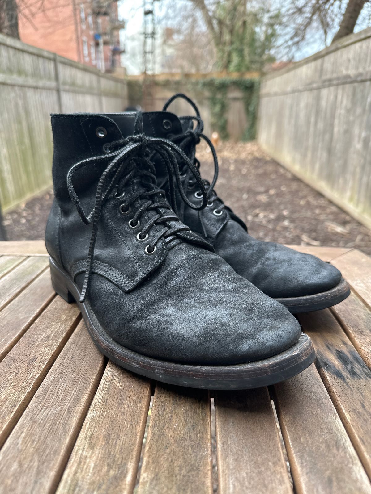 Photo by brooklyn_bb on January 2, 2023 of the Santalum Service Boot in C.F. Stead Black Kudu Reverse.