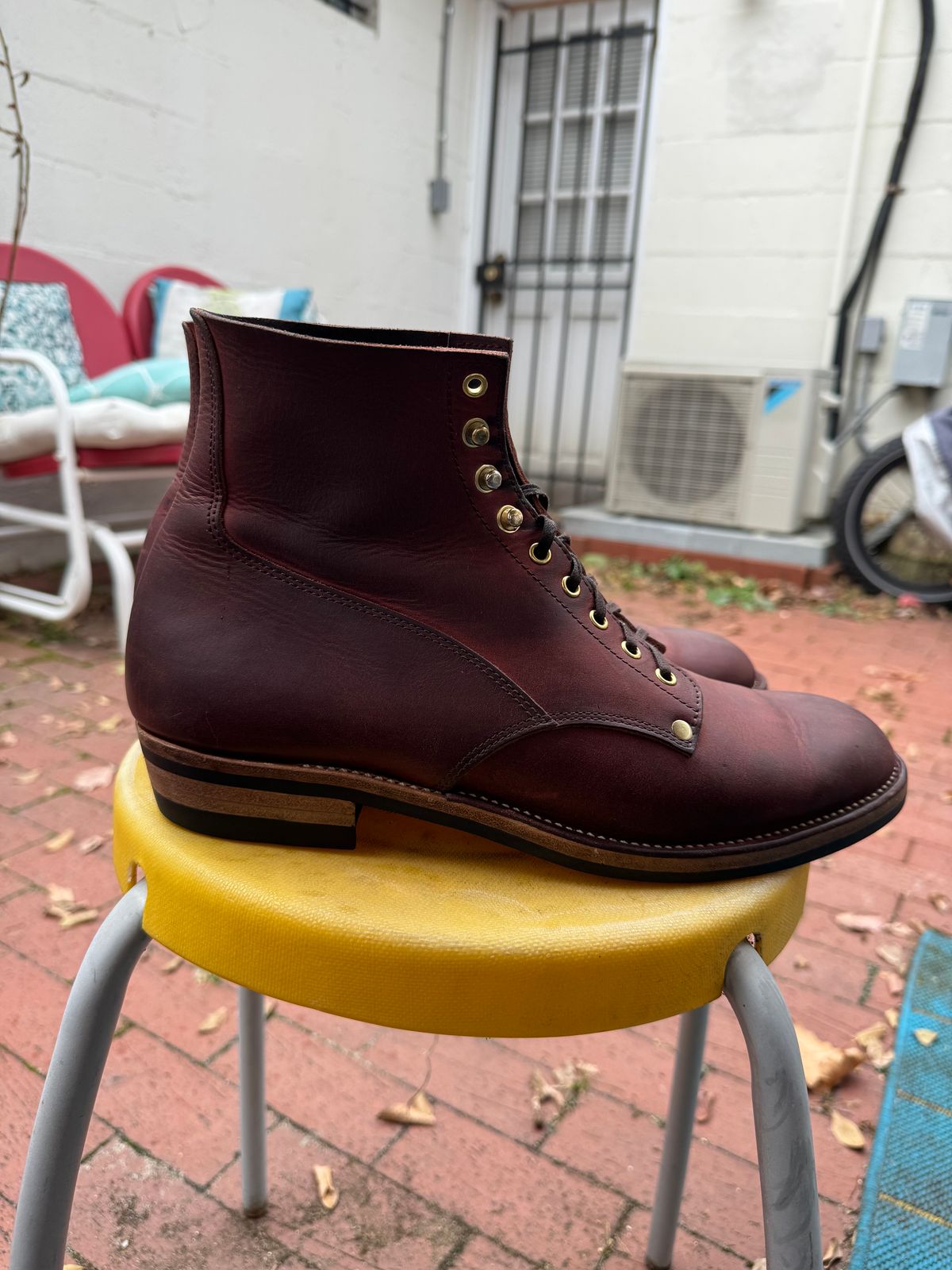 Photo by endlessmike on December 1, 2023 of the NF Bootmaker Fritz Boot in Tempesti Baku & Horween Tumbled Black Chromexcel.