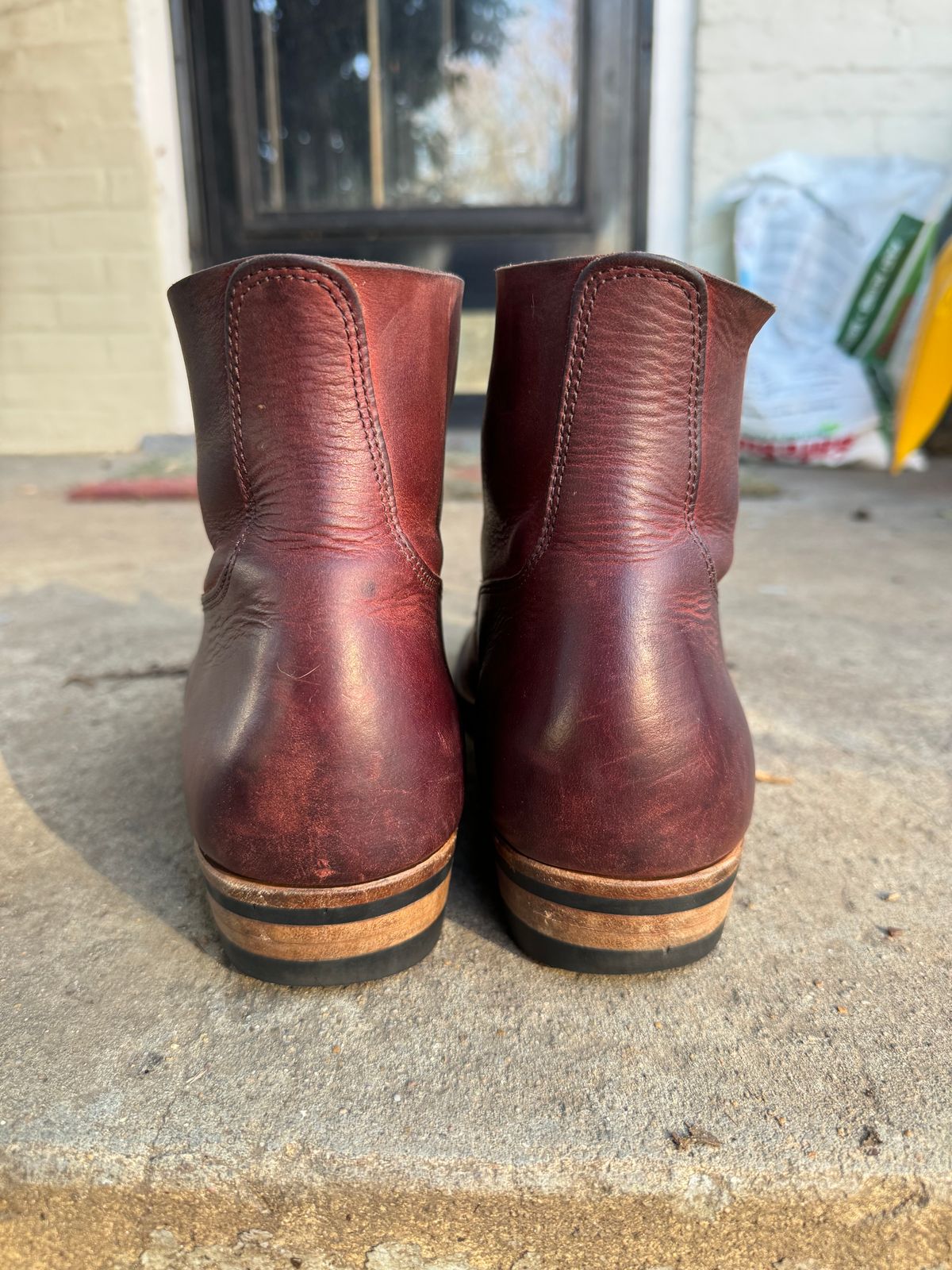 Photo by endlessmike on February 1, 2024 of the NF Bootmaker Fritz Boot in Tempesti Baku & Horween Tumbled Black Chromexcel.