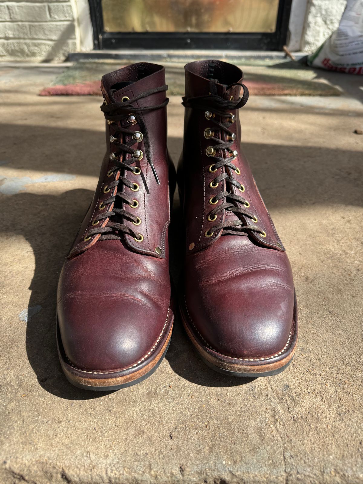 Photo by endlessmike on March 1, 2024 of the NF Bootmaker Fritz Boot in Tempesti Baku & Horween Tumbled Black Chromexcel.