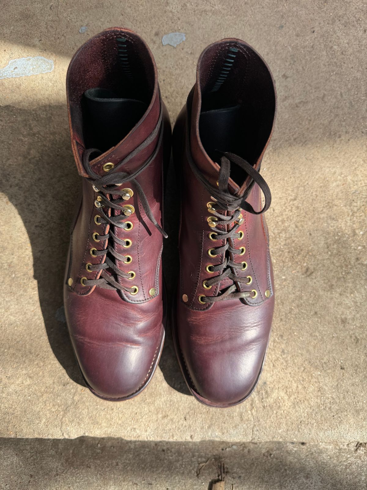 Photo by endlessmike on March 1, 2024 of the NF Bootmaker Fritz Boot in Tempesti Baku & Horween Tumbled Black Chromexcel.