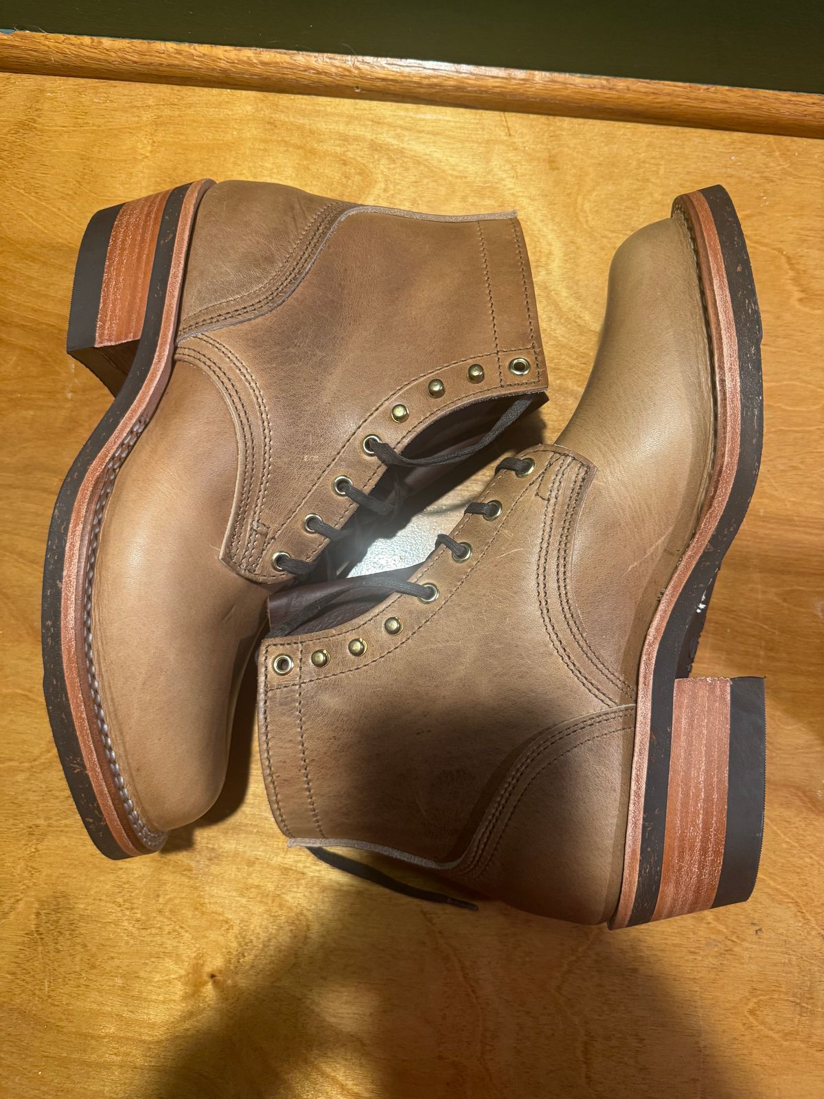 Photo by endlessmike on October 1, 2025 of the Nicks Lace Up Heritage in Horween Natural Cypress.