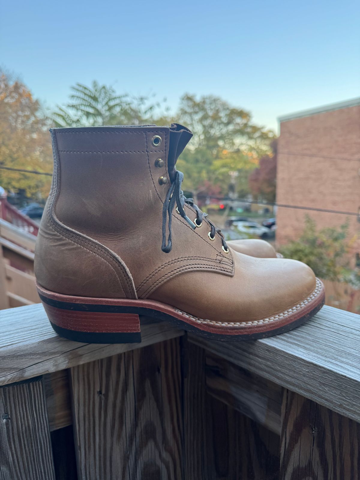 Photo by endlessmike on November 3, 2025 of the Nicks Lace Up Heritage in Horween Natural Cypress.
