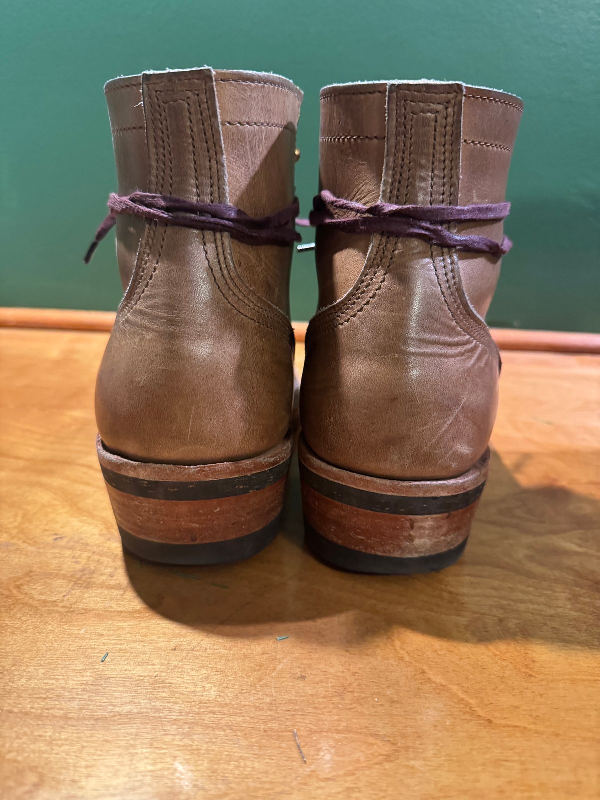 Photo by endlessmike on January 5, 2026 of the Nicks Lace Up Heritage in Horween Natural Cypress.