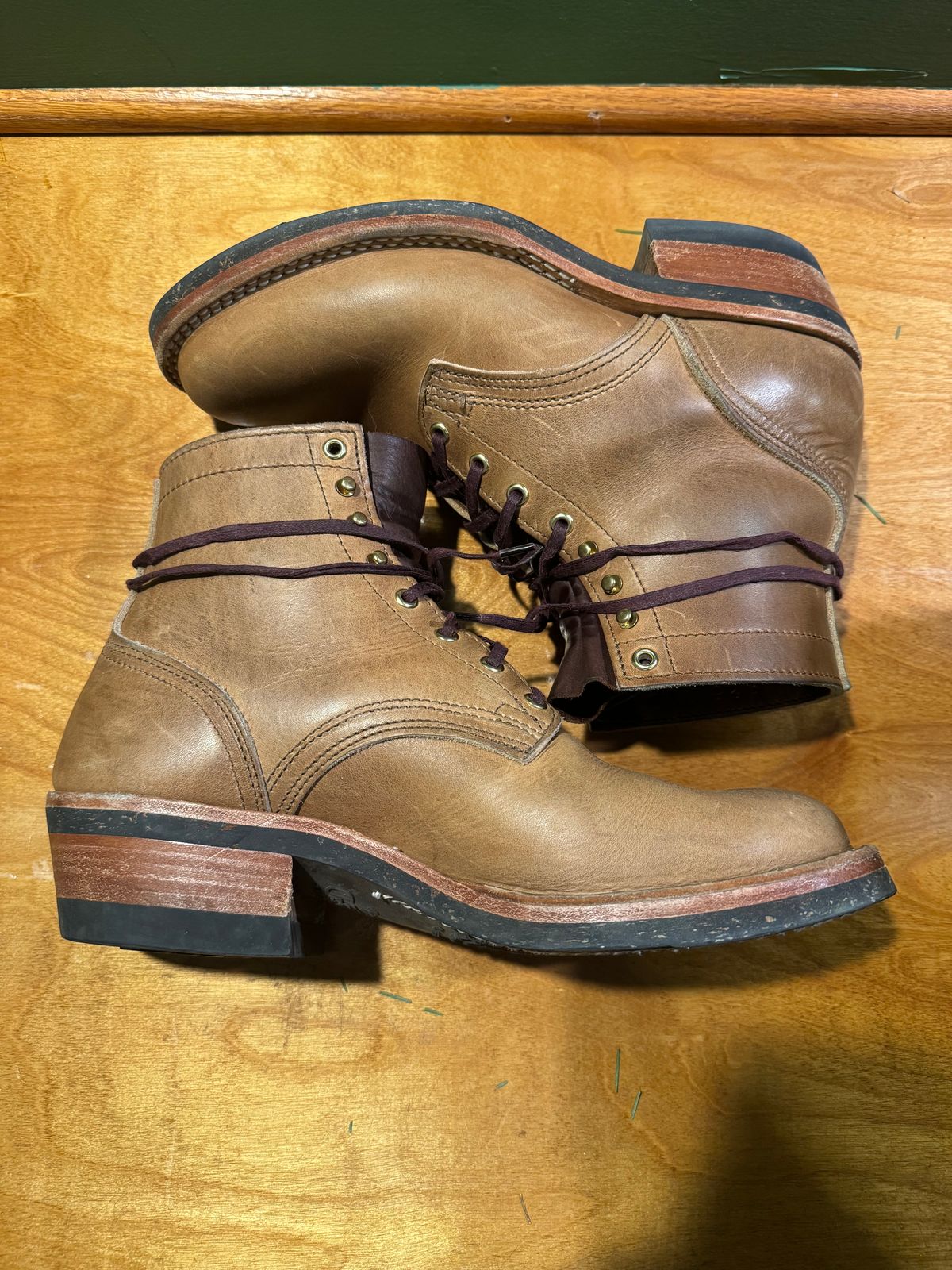 Photo by endlessmike on January 5, 2026 of the Nicks Lace Up Heritage in Horween Natural Cypress.