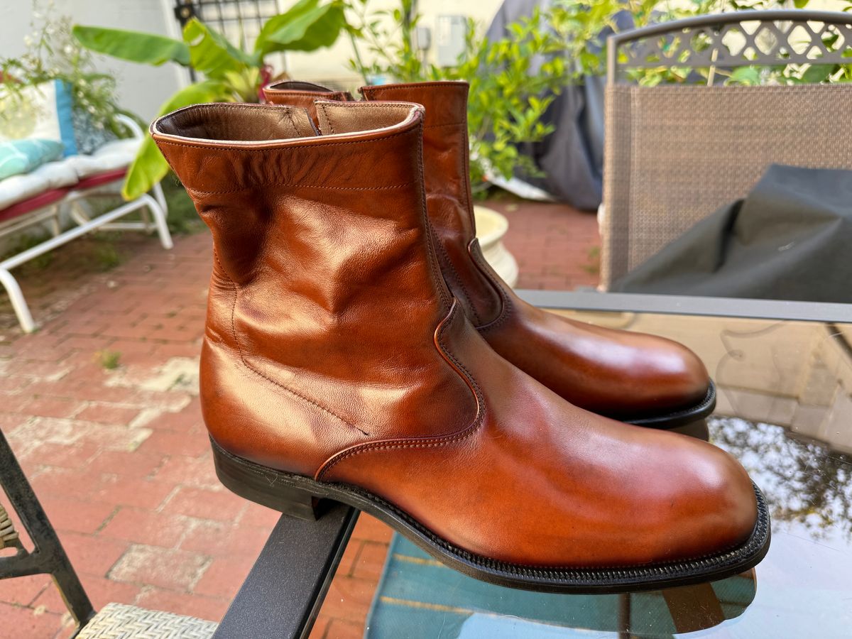 Photo by endlessmike on September 27, 2023 of the Alden 470 Plain Toe Boot in Brown Calfskin.