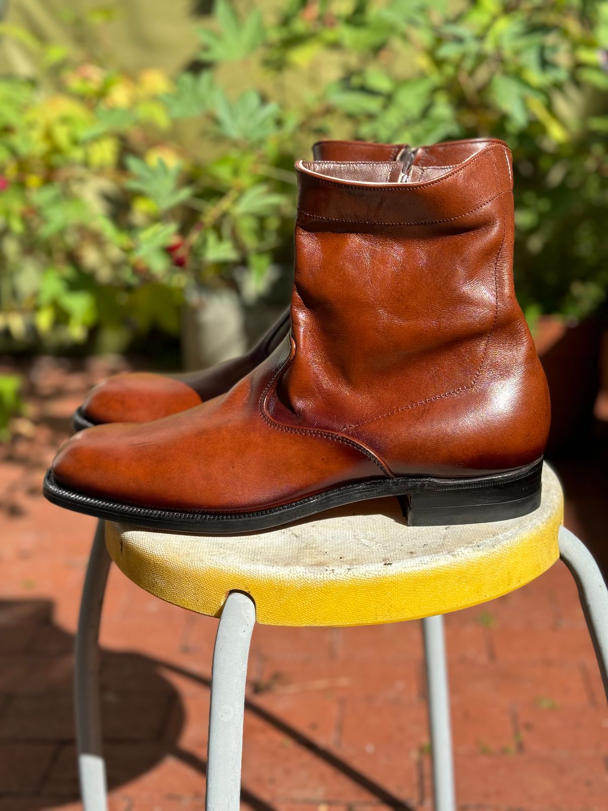 Photo by endlessmike on October 1, 2023 of the Alden 470 Plain Toe Boot in Brown Calfskin.