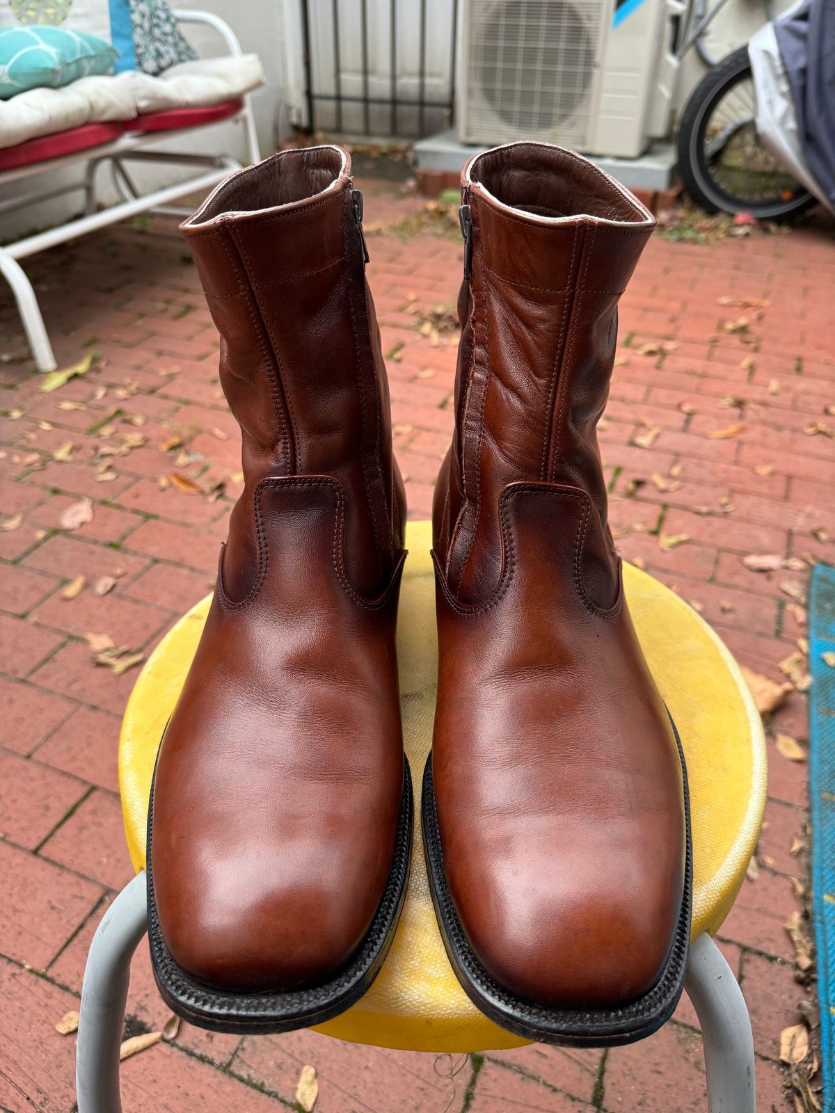 Photo by endlessmike on December 1, 2023 of the Alden 470 Plain Toe Boot in Brown Calfskin.